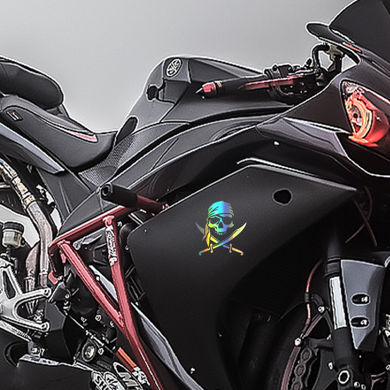 ملصق على شكل جمجمة قرصان مخصص  - مراجعة Motorcycle Gear Hub وسعره